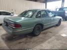 Ford Crown Victoria Image 10