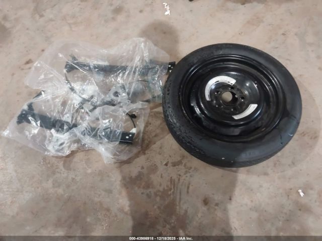 Ford Crown Victoria Image 11