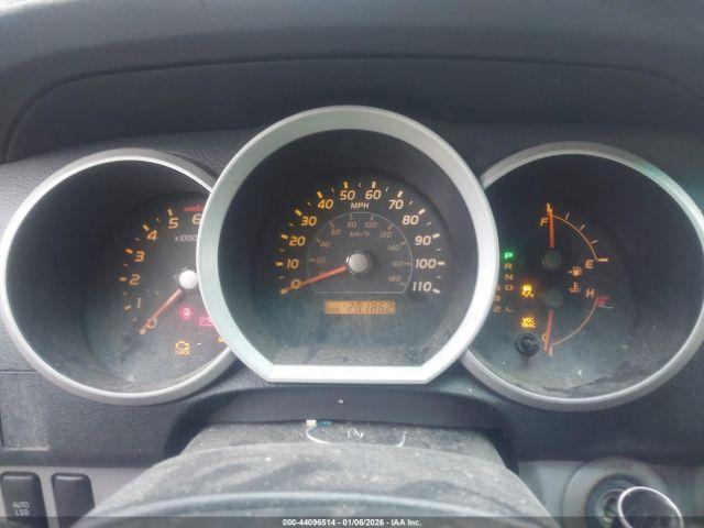 Toyota 4Runner Sr5 V6 Image 9