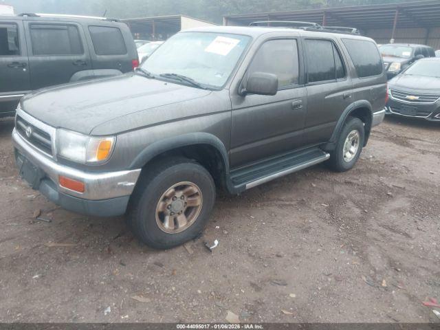 Toyota 4Runner Sr5 V6 Image 9