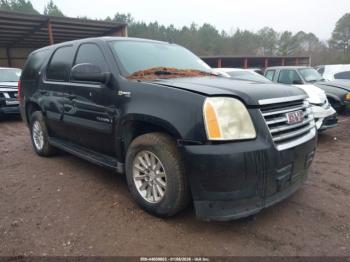  Salvage GMC Yukon