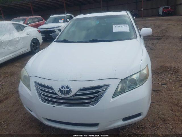 Toyota Camry Image 8