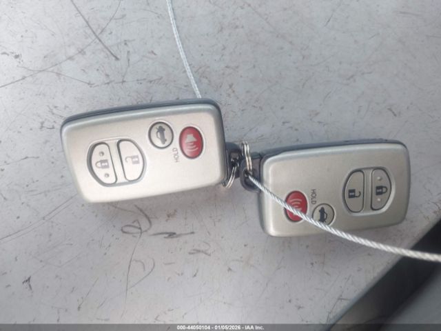 Toyota Camry Image 9