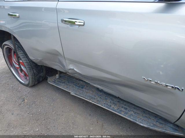 GMC Yukon Slt Image 3