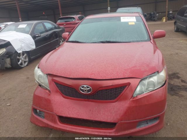 Toyota Camry Se Image 10