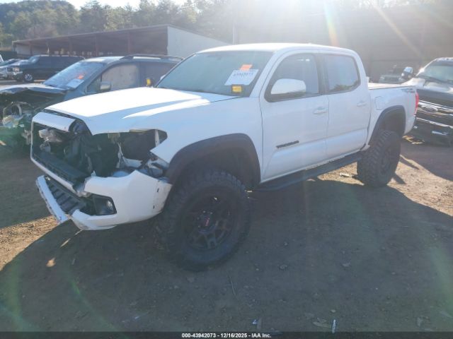 Toyota Tacoma Trd Off Road Image 6
