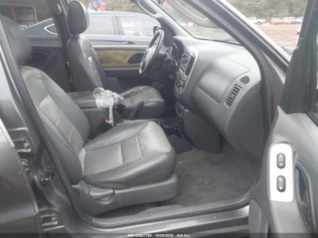 Ford Escape Xlt Image 4