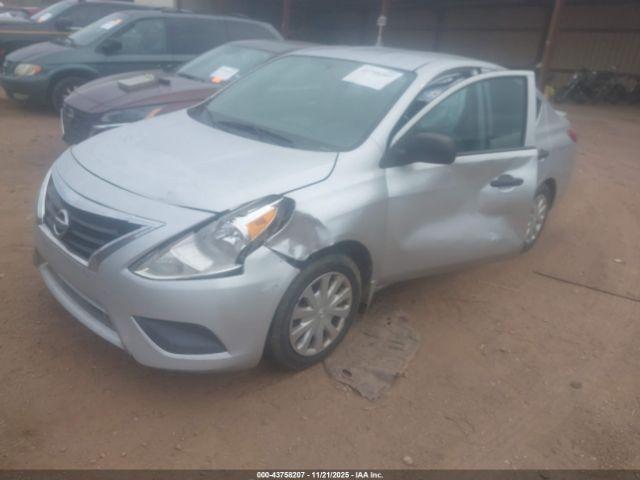 Nissan Versa 1.6 S+ Image 2