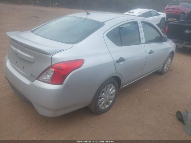 Nissan Versa 1.6 S+ Image 4