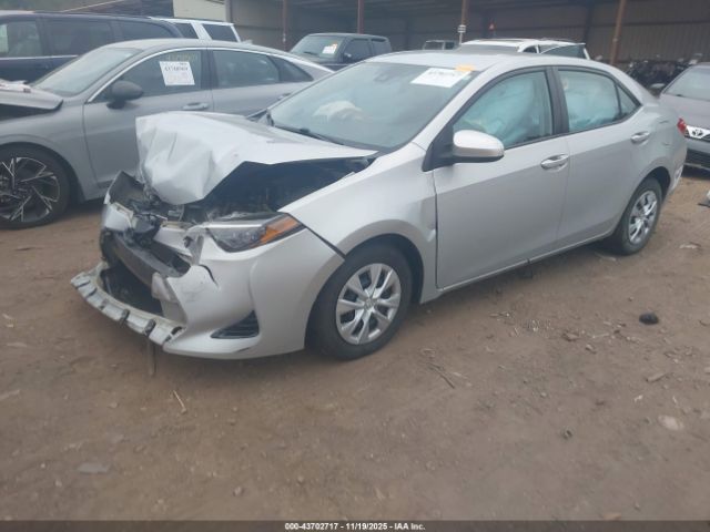 Toyota Corolla L Image 8