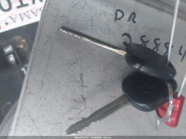 Toyota Corolla L Image 16